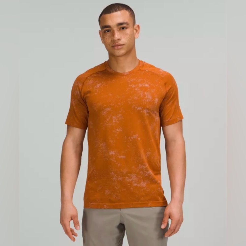 NWT Men’s Lululemon Shirt